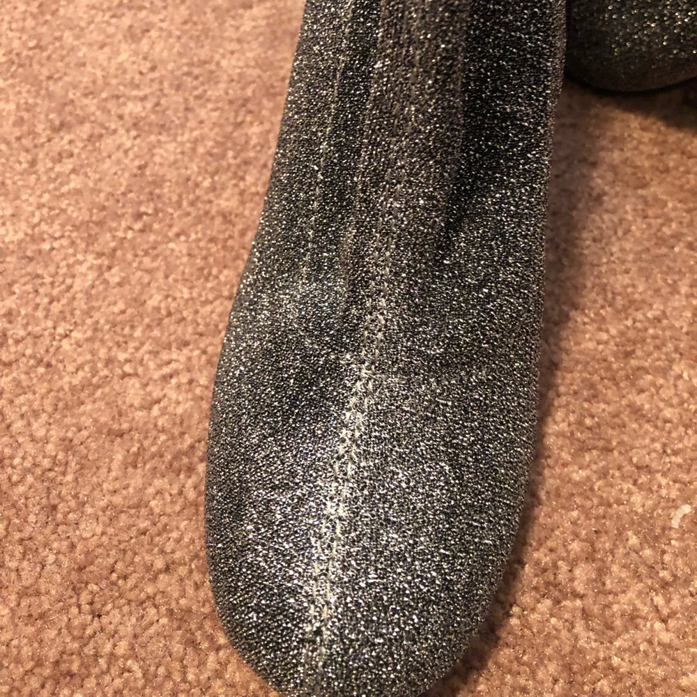 Silver booties - Picture 2 of 2